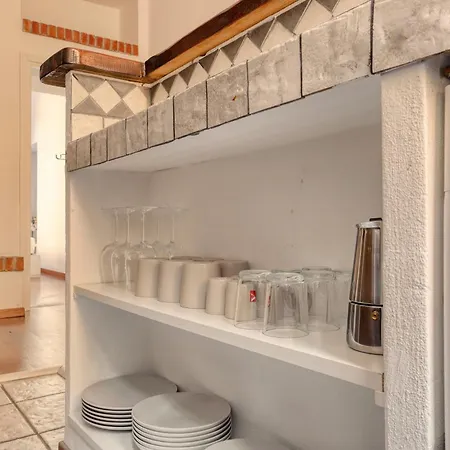 Joivy Cosy 1-Bed Flat, Easy Access To City Centre Milan Exterior photo